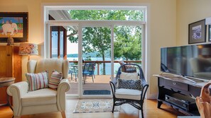 Smart TV, chimenea