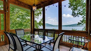 Dining - Lake A Lot: "Charming and Modern - Canandaigua Lake Dream Home!" (Naples)