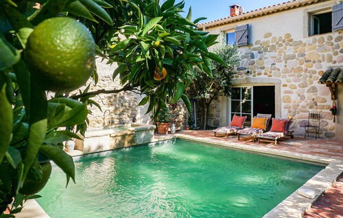 Beautiful home in ROUJAN with WiFi