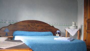 5 slaapkamers, een strijkplank/strijkijzer, gratis wifi