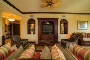 TV, stereo - Marbella 1E 3 bdr Ocean View in Los Suenos (Playa Herradura)