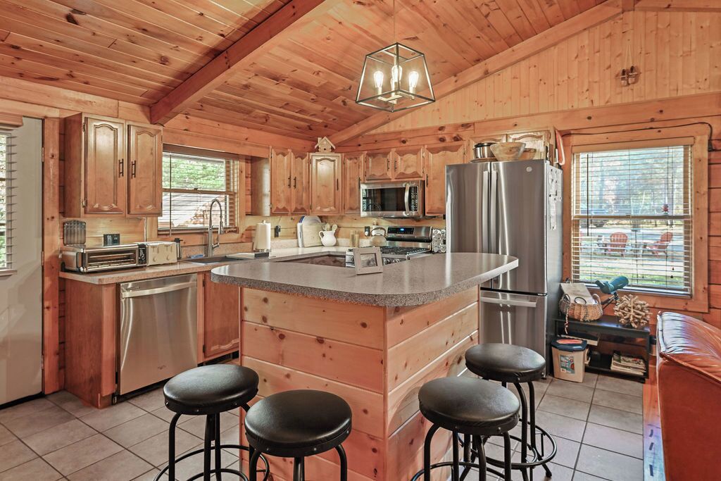 Réfrigérateur, micro-ondes, four, lave-vaisselle