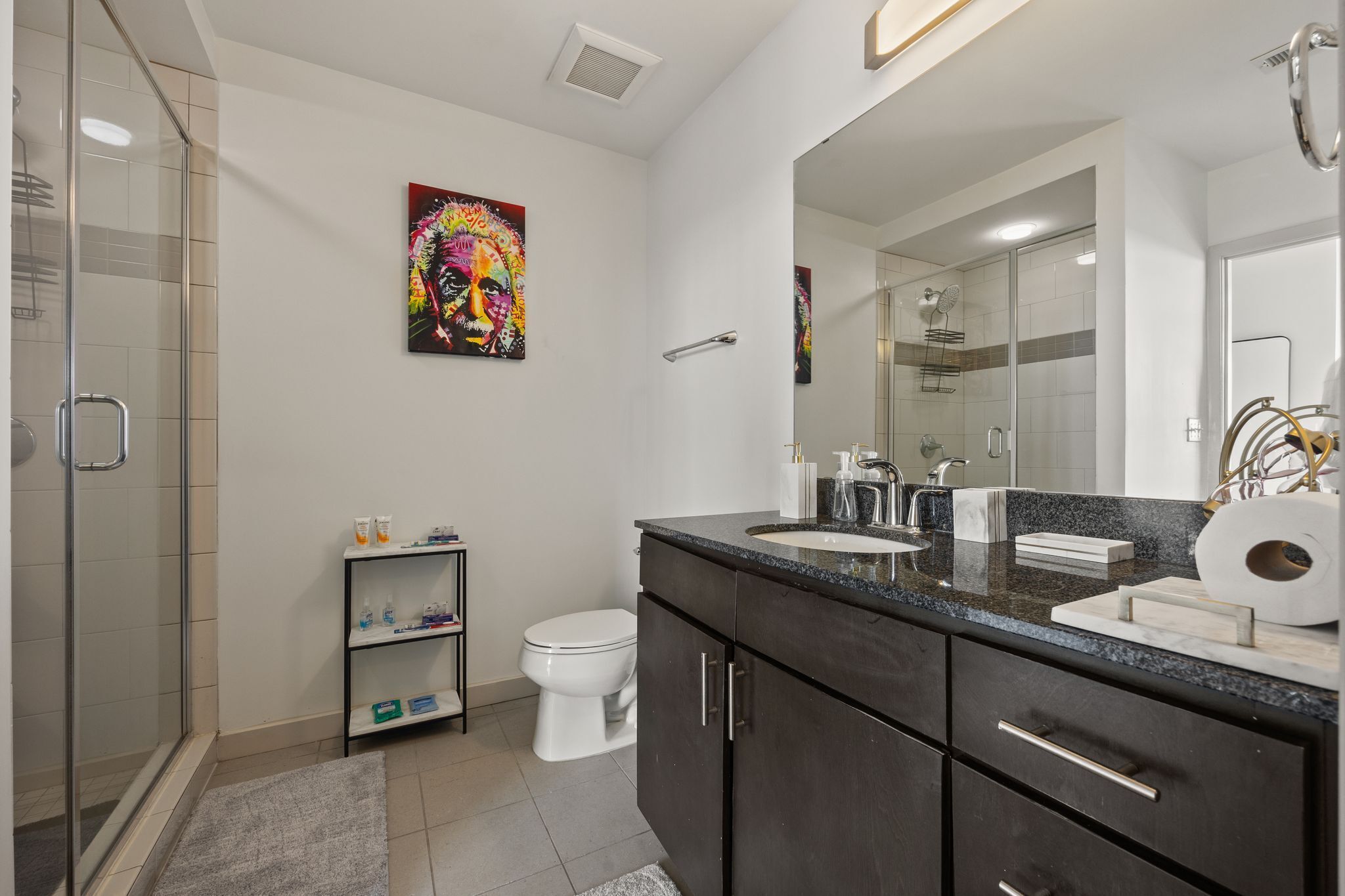 Combined shower/bathtub, hair dryer, towels, soap