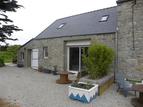 GITE IN OLD FARMHOUSE