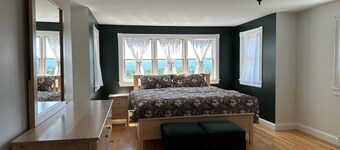 Mid Coast Countryside Mountains to the Sea