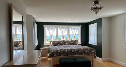 Mid Coast Countryside Mountains to the Sea