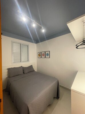 3 عدّة غرف نوم ومكواة/لوح كي وواي فاي مجانًا