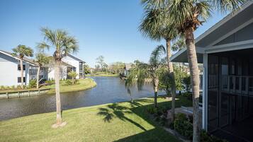Condo (3 Bedrooms) | Property amenity