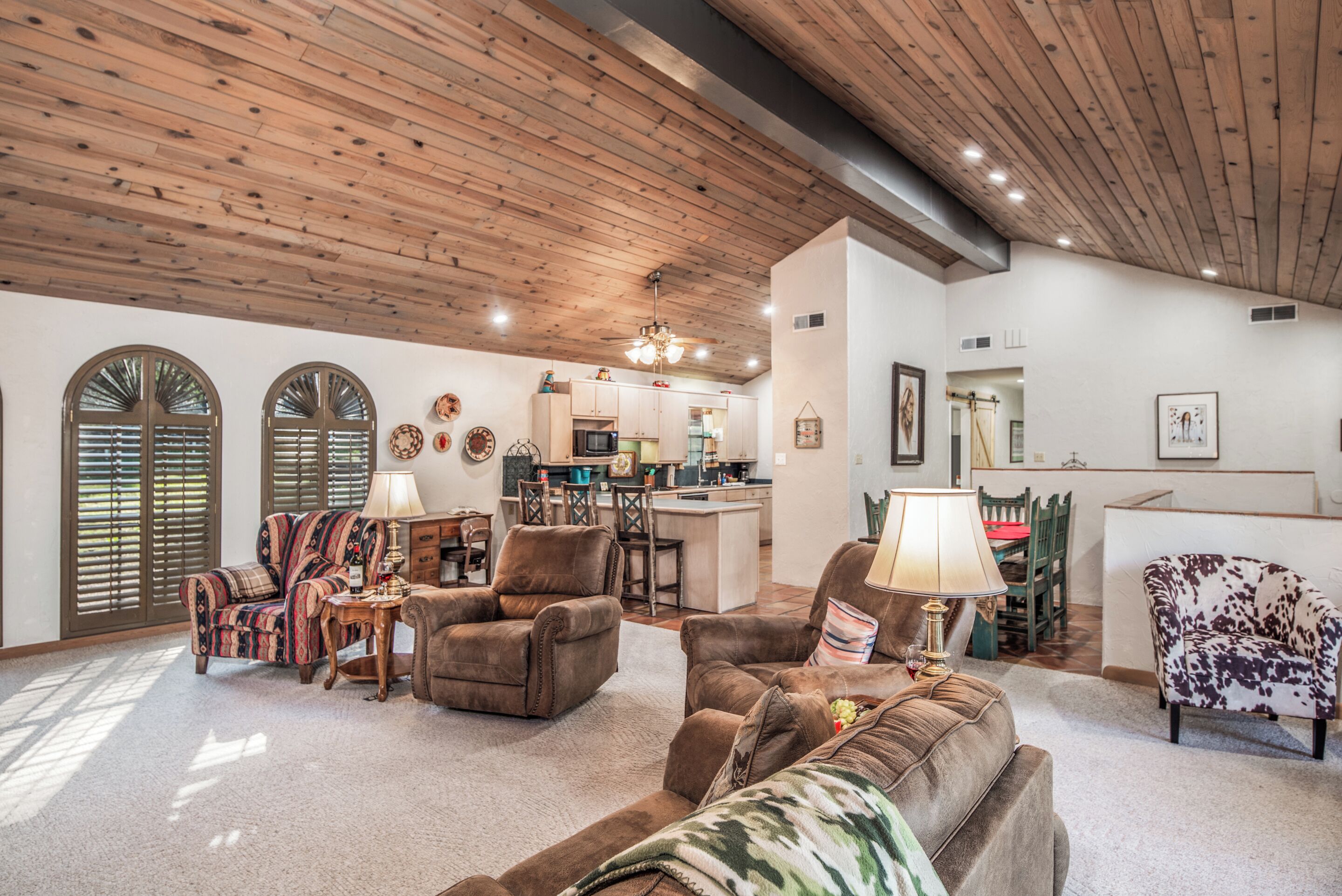 开间 (3 Bedrooms) | 住宿服务设施