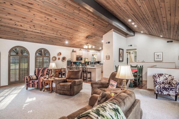 Studio (3 Bedrooms) | Équipement de l’hébergement