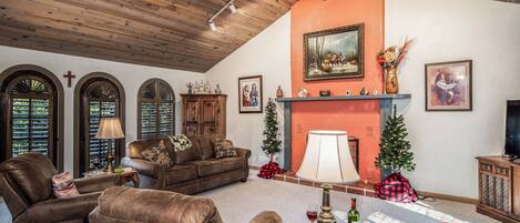 Studio (3 Bedrooms) | Bagian depan properti