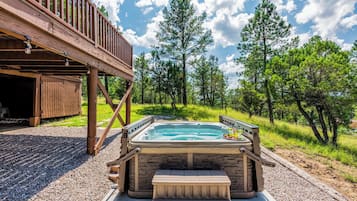 Studio (3 Bedrooms) | Fasilitas properti