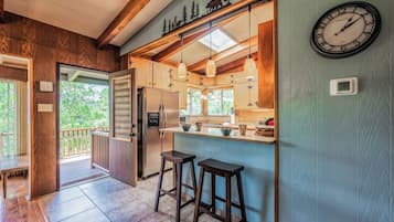 Studio (3 Bedrooms) | Property amenity