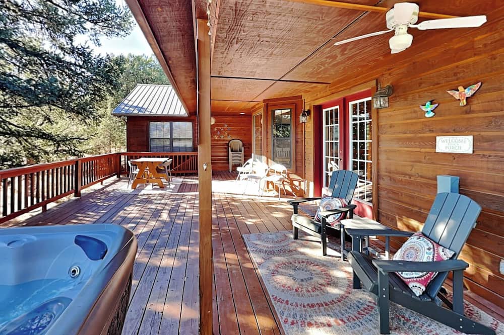 Blue Spruce Retreat by Ruidoso Vacation Rentals - Alto, NM