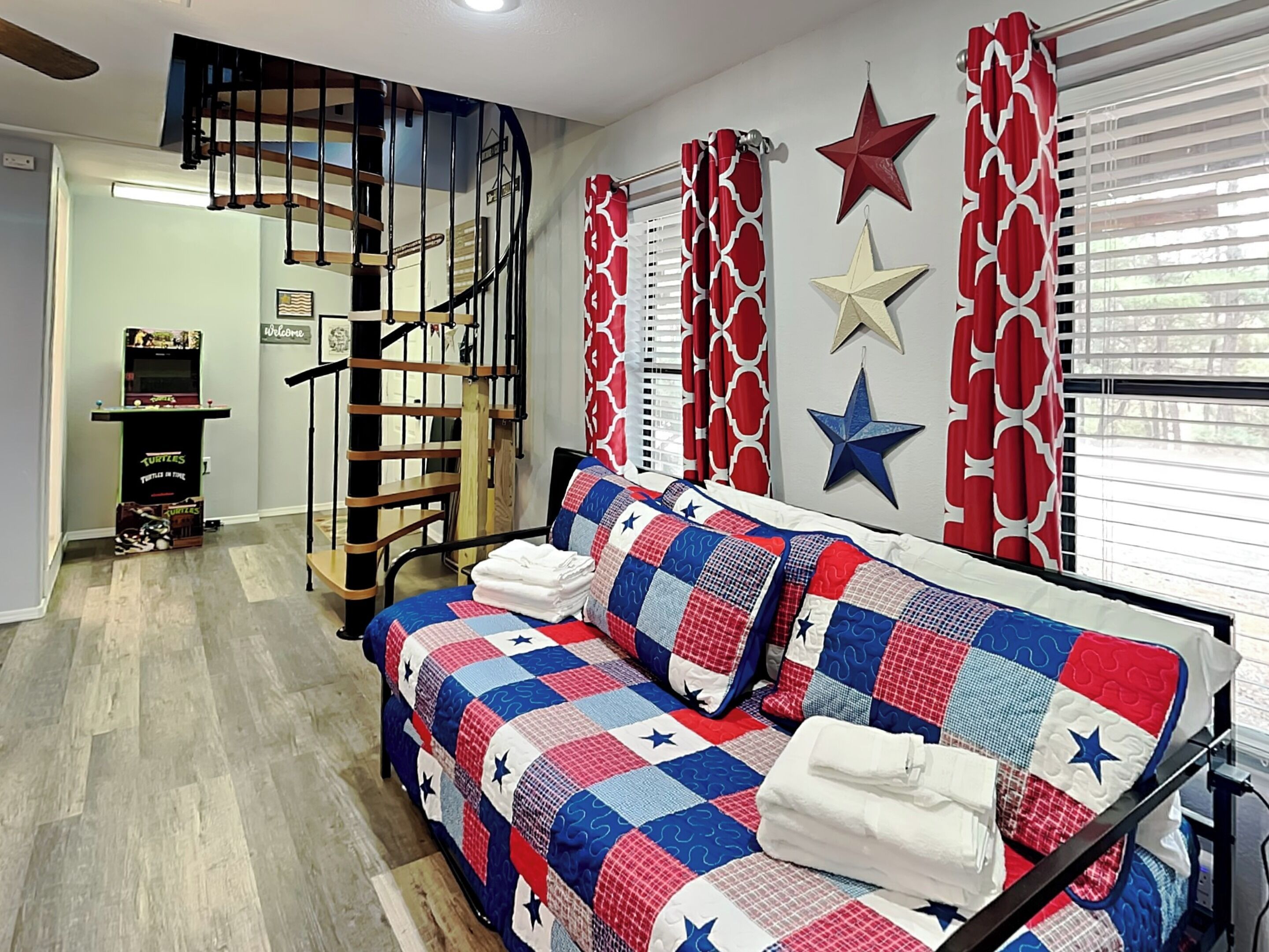 Condo (3 Bedrooms) | Property amenity