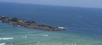 Apto Pitangueiras 3 dormitórios 3 banheiros Vista deslumbrante para o Mar.