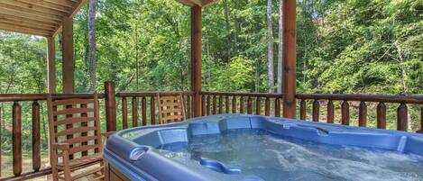 Cabin, Multiple Beds, Mountain View | Property grounds