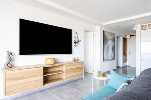 TV - Apartment Royal Sunset Loggia (Palm-Mar)
