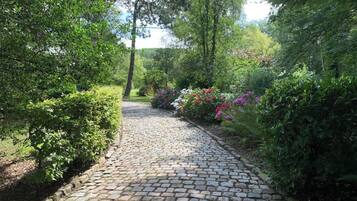 Enceinte de lâhĂ©bergement