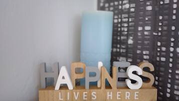 2 bedrooms, desk, iron/ironing board, travel cot