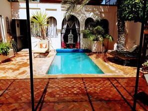 Outdoor pool - Villa riad palmeraie with kitchenette (Marrakech)
