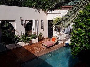 Outdoor pool - Villa riad palmeraie with kitchenette (Marrakech)