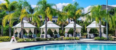 Piscine extérieure, piscine chauffée