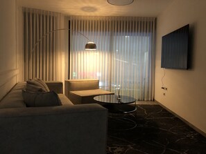 Living area - High Quality Apartment TLV Florentin (Tel Aviv-Yafo)