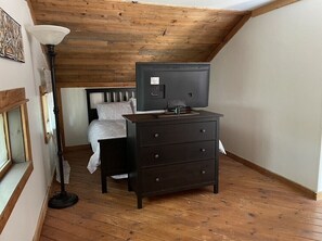 3 makuuhuonetta, silitysrauta/-lauta, vauvan matkasänky, ilmainen Wi-Fi