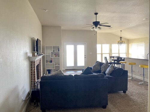 1 bedroom with private bath
