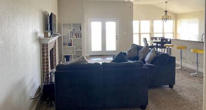 1 bedroom with private bath