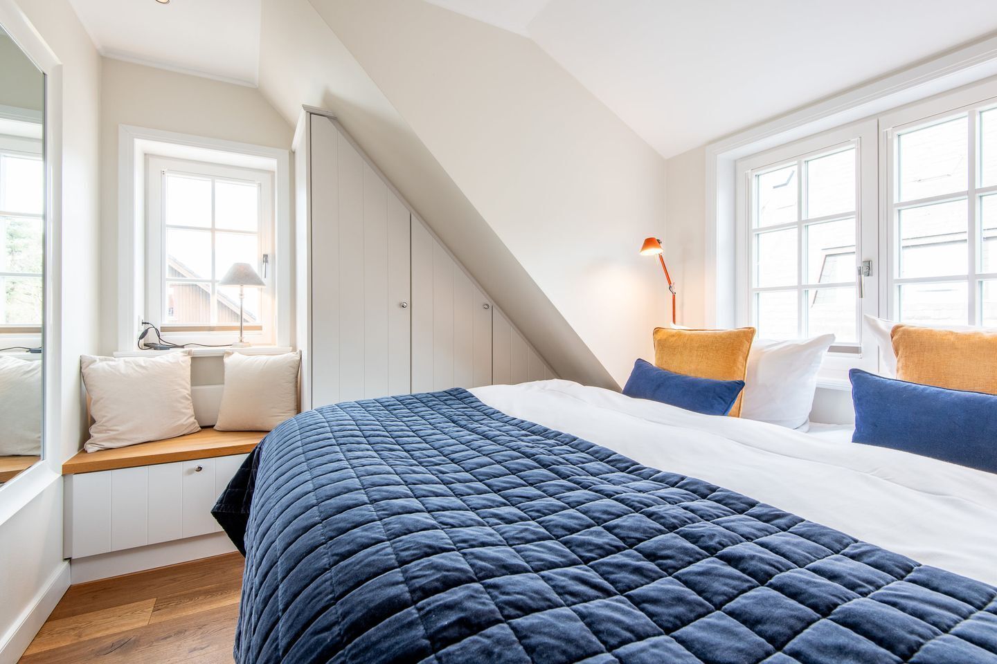 2 slaapkamers, een strijkplank/strijkijzer, wifi, beddengoed