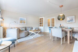 Uklassifisert bilde, 4 av 42, knapp