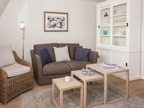 TV, DVD player - Modern. Close to the beach. Stylish. - House Nordmarkgarten (Sylt)