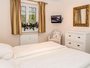 2 bedrooms, iron/ironing board, WiFi, bed sheets - Alte Stadtgärtnerei, Whg. 22 - Old city nursery (Sylt)