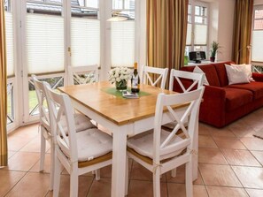 Uklassifisert bilde, 2 av 22, knapp