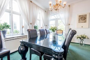 Dineren