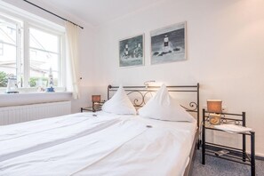 1 bedroom, iron/ironing board, WiFi, bed sheets - Bädervilla, Whg. 28b - Bädervilla (Sylt)