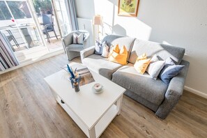 Unclassified image, 2 of 36, button