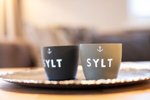 Unclassified image, 2 of 34, button - House Steinmannstraße 77, half of the house A (Sylt)