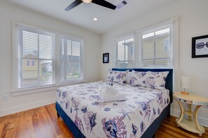 3 bedrooms, iron/ironing board, travel crib, free WiFi