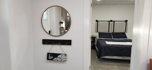 1 Schlafzimmer, Schreibtisch, WLAN, Bettwäsche