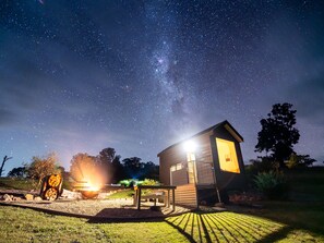 Property grounds - Luxury Off-Grid Tiny House in the beautiful Southern Highlands (Joadja)