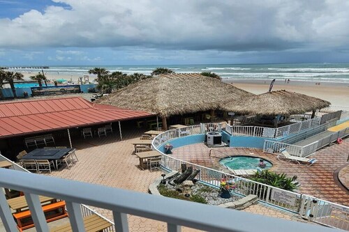 OCEAN VIEW SUITE WITH FULL KITCHEN