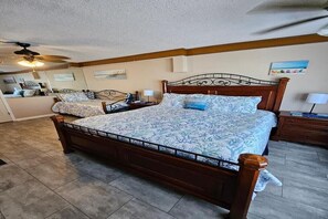 1 chambre, fer et planche à repasser, lit parapluie, Wi-Fi gratuit