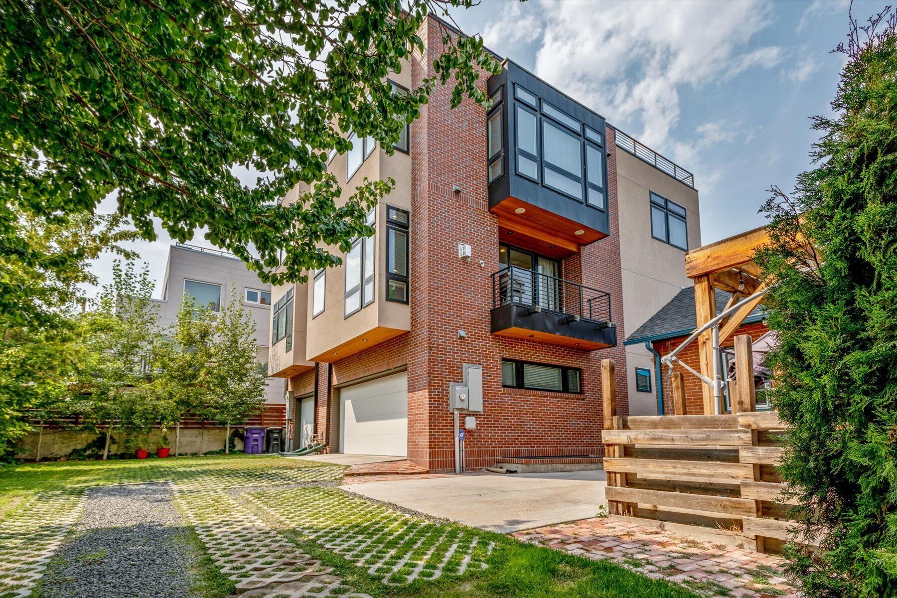 Luxury 3,000 sq ft LoHi Home with Rooftop Deck 