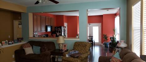 Een smart-tv, videogames en boeken