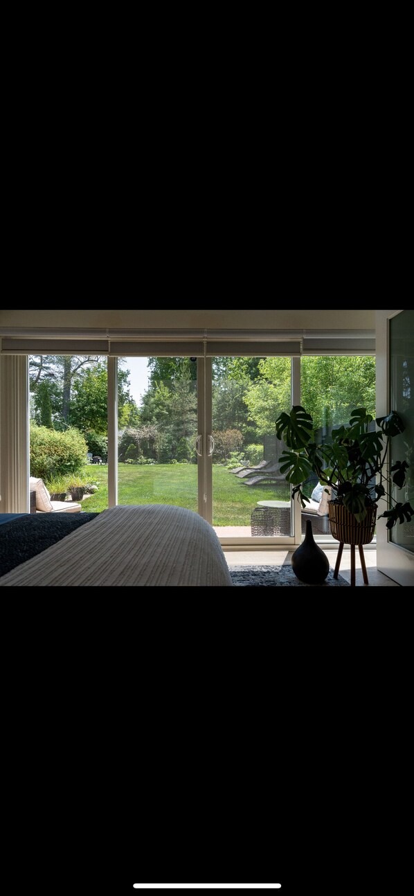 4 عدّة غرف نوم ومكواة/لوح كي وواي فاي مجانًا وملاءات أسرّة