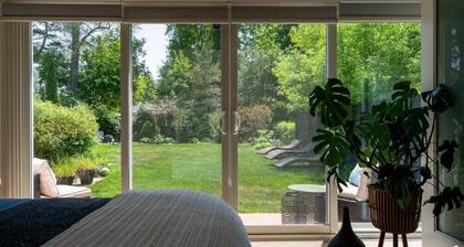 Driftwood on 6th in Historic Downtown Collingwood/Pet Friendly