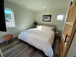 2 Schlafzimmer, Bügeleisen/Bügelbrett, kostenloses WLAN, Bettwäsche